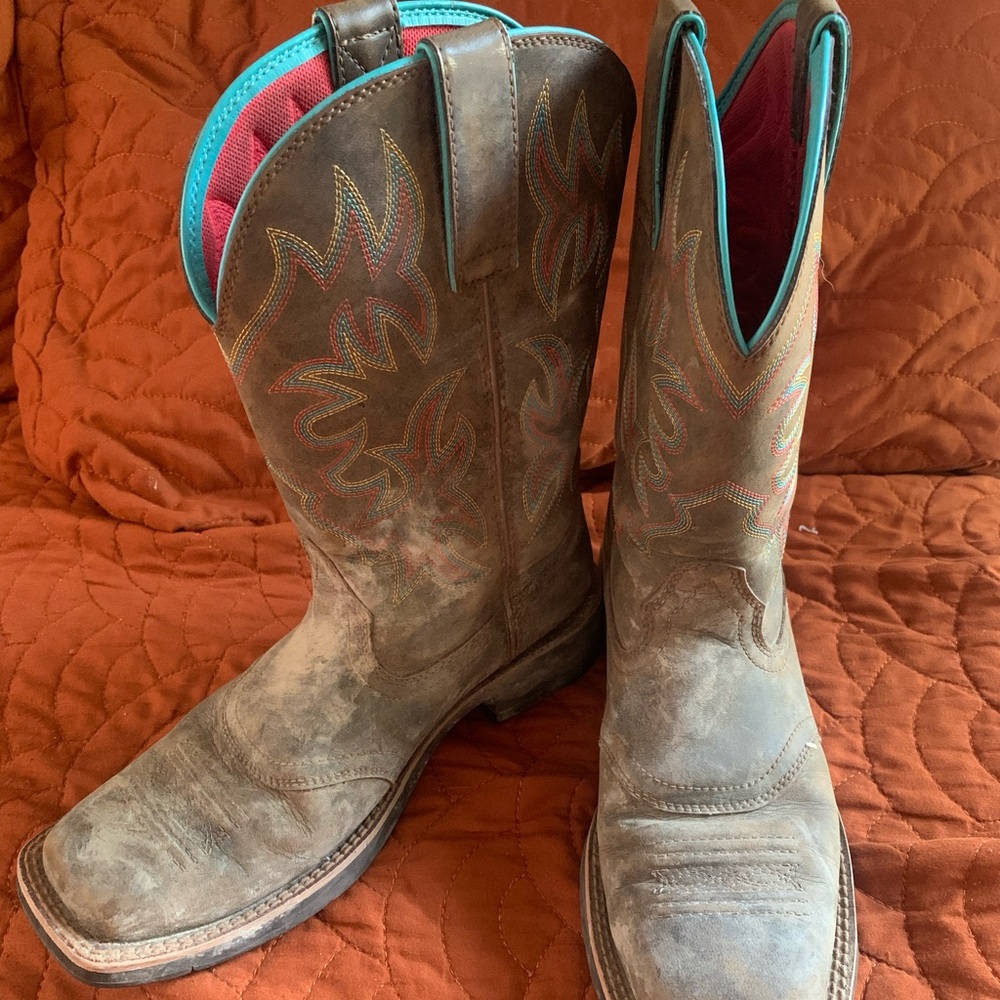 Ariat square toe boots